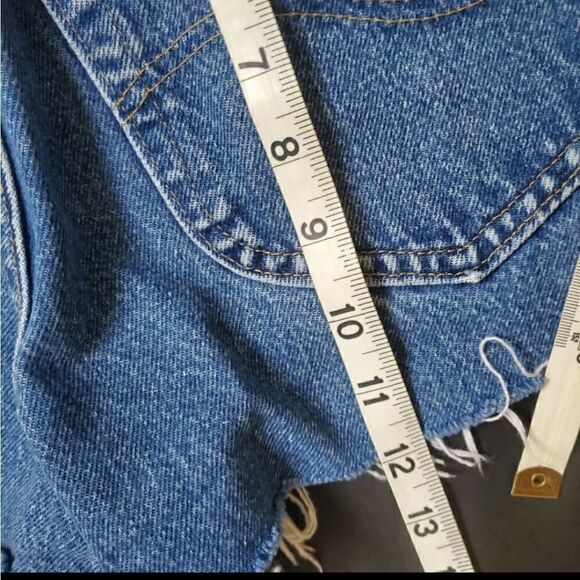 Vintage Lee's Cutoff Jean Booty Shorts - Picture 10 of 10